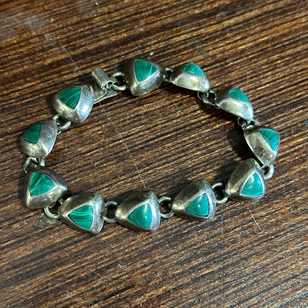 Vintage Sterling Silver and Green Malachite Gemstone Bracelet